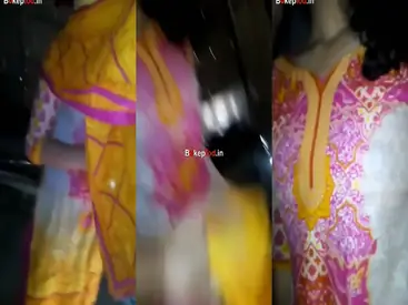 Gadis Cantik Pasrah Goyang Kasur Rumah Gubuk poster